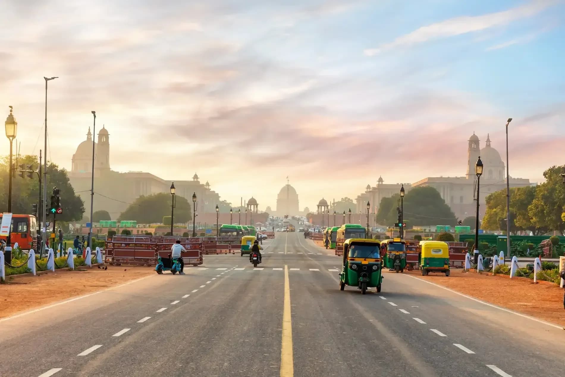 Constitutional structure illustrating state-level gambling regulation powers in India's decentralized system
