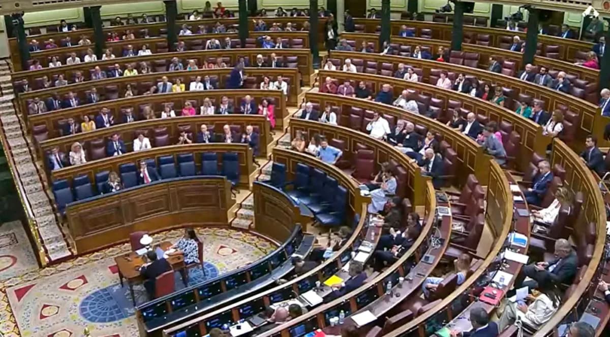 Spanish PP Calls for State Intervention in Female Gambling Growth