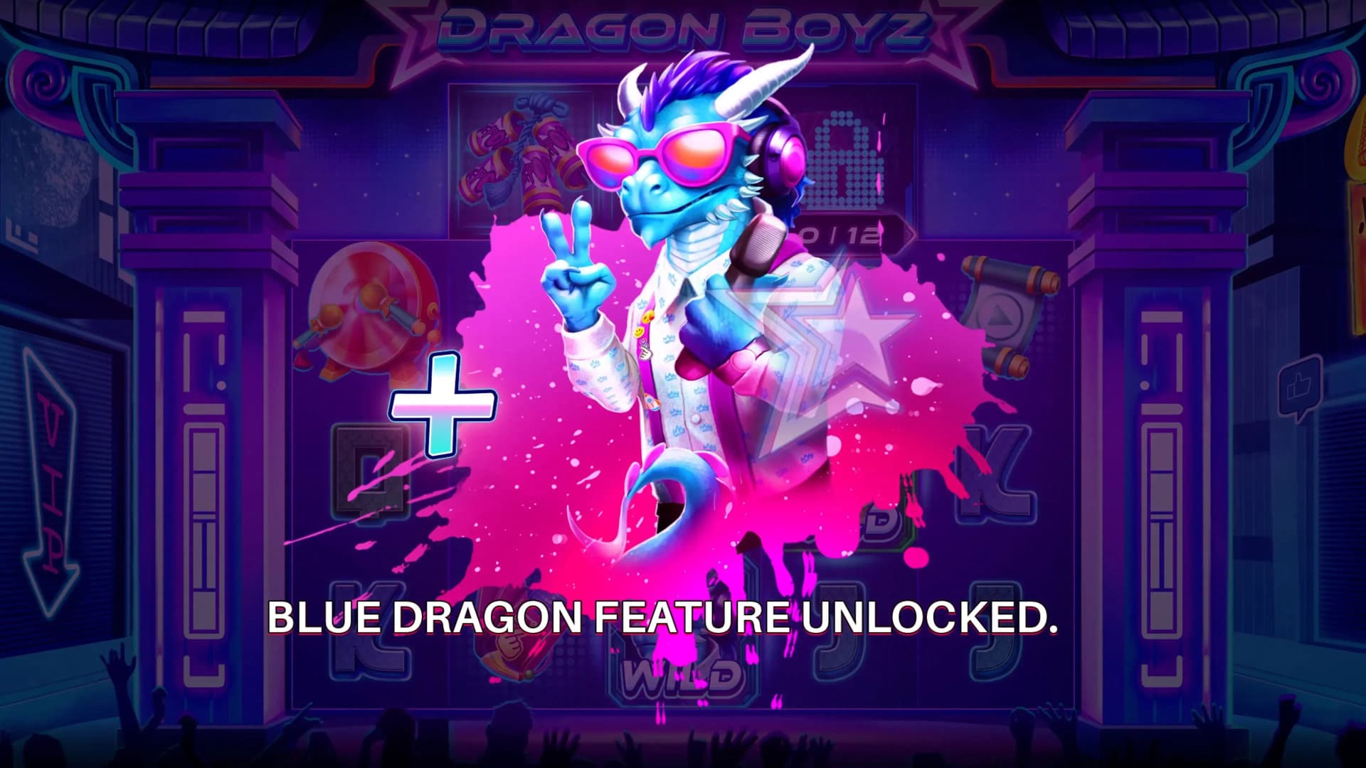 Level 3 Blue Dragon Feature with expanded middle top reel position