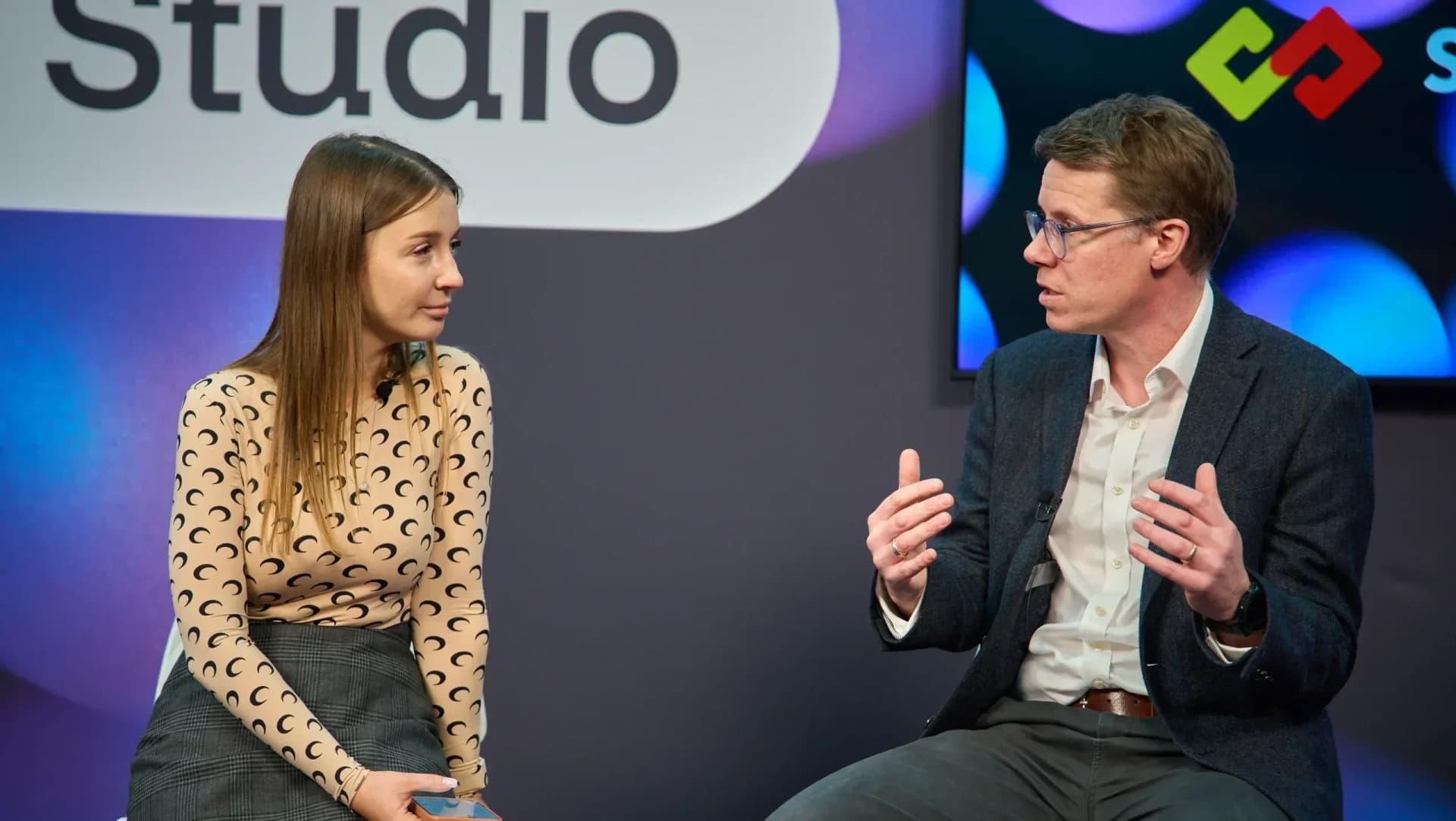 Olga Resiga and Ronnie Whelan discuss regulated market strategies