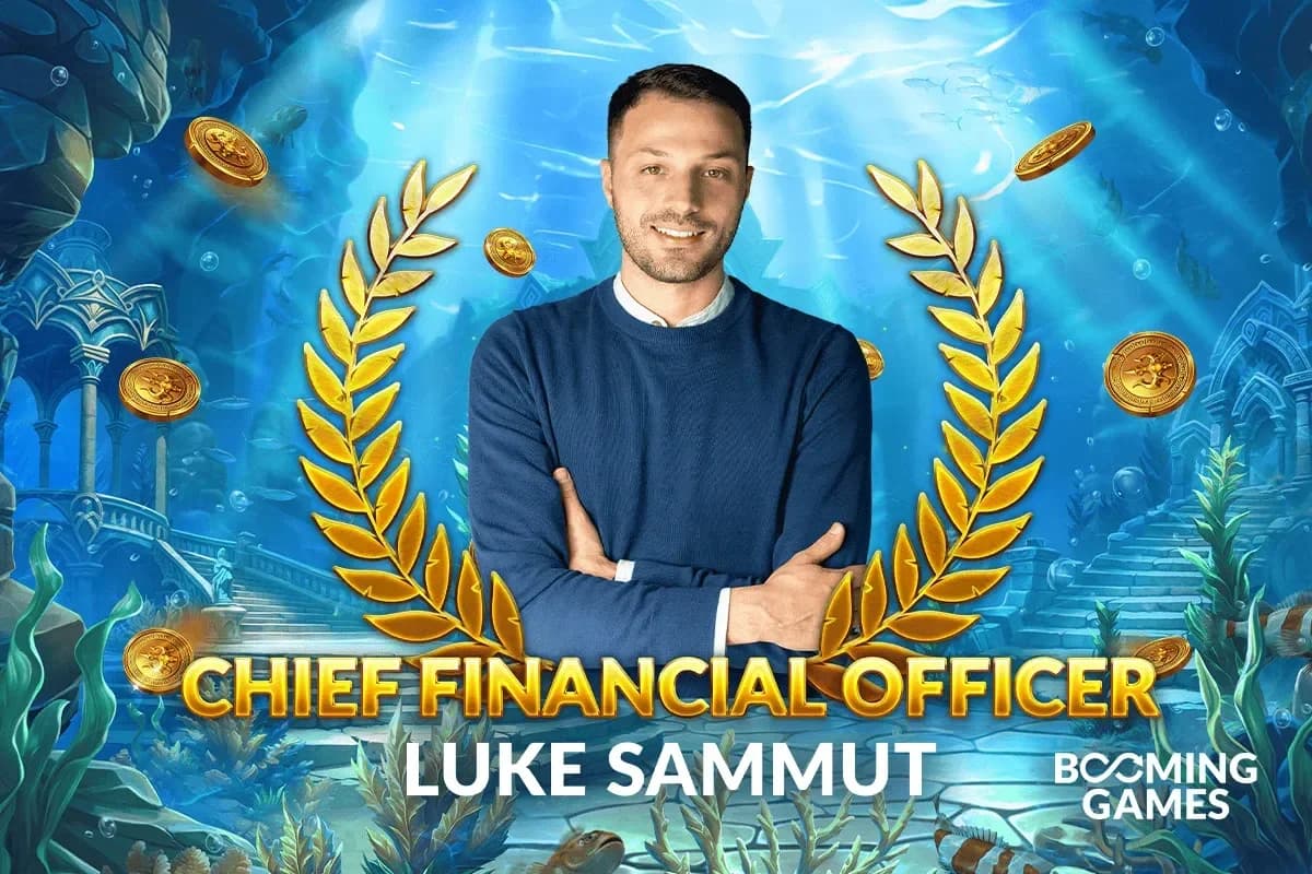 Vegas-inspired luxury slot pros and cons comparison chart